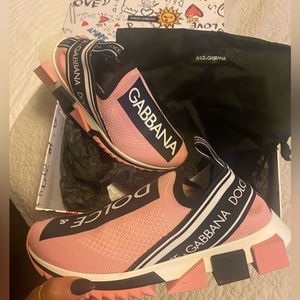 D & G Rosa Sneakers Brand NEW never worn with box